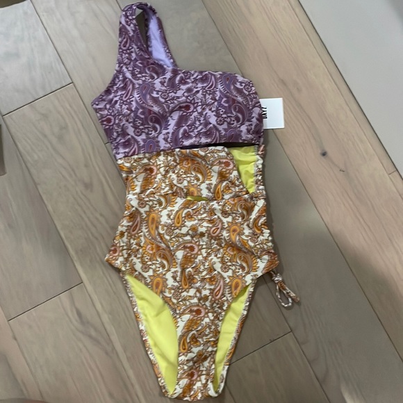 DAZE DAYZ ONE PIECE BIKINI - Picture 1 of 2